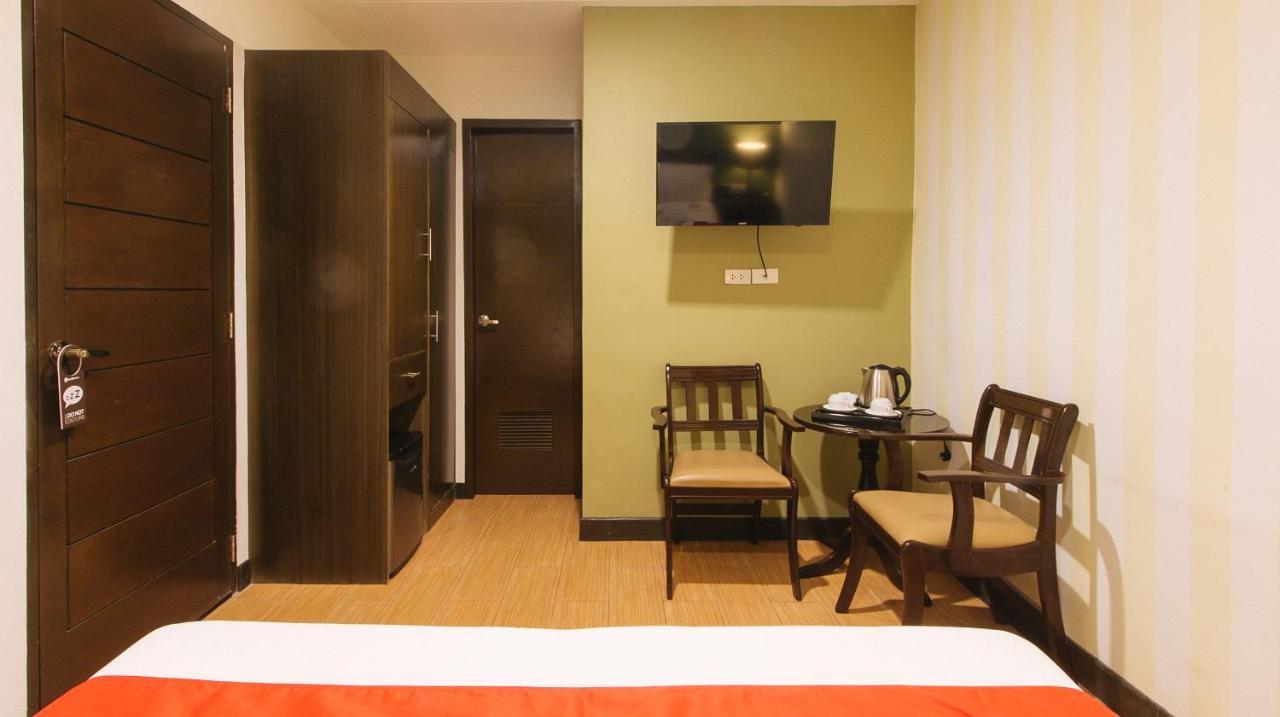 Reddoorz @ Gardenview Hotel Gtower Анхелес Екстер'єр фото